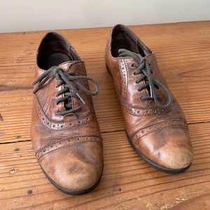 Born Leather Oxfords Size 8.5